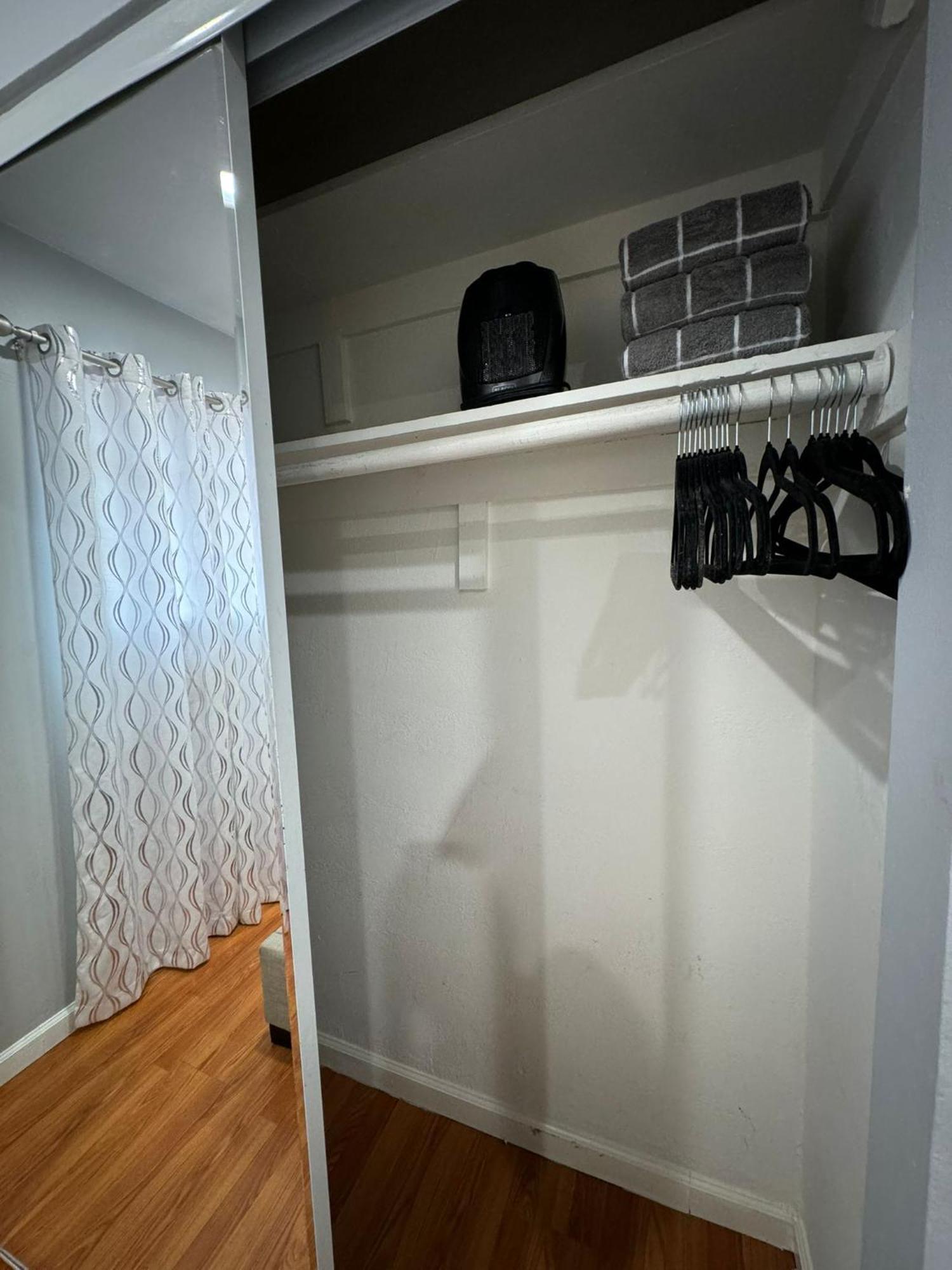 Appartement 2 Bedroom Apartment1 Mile South From The Hollywood Walk Of Fame And Hollywood Sign *